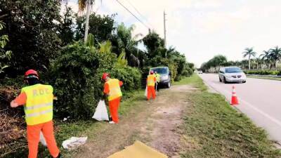 Very old police gay porn On our last trash pick-up day, I pu - icpvid.com