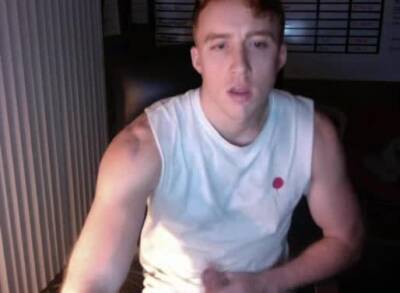 Smooth muscled alabama dude - boyfriendtv.com