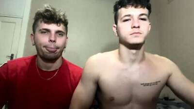Pleasurable blowjob with sexy gay couple - icpvid.com