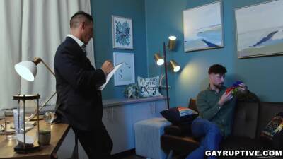 Jax Thirio - Disturbed Gay Patient Fisted by Therapist - boyfriendtv.com