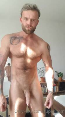 Hairy alphamale fucks tight fleshlight - boyfriendtv.com