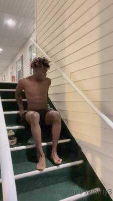 Huge Cumshot - Ebony Masturbation - Stripped Naked On The Stairwell & Jerked Off - boyfriendtv.com