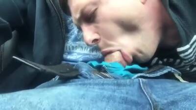 QUICK BLOWJOB IN A CAR - boyfriendtv.com