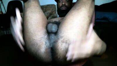 Hot gay hunk stroking huge black meat in solo fun - drtuber.com