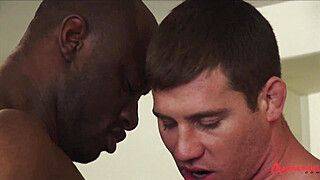 Gay Interracial Fuck fest - gayxo.com