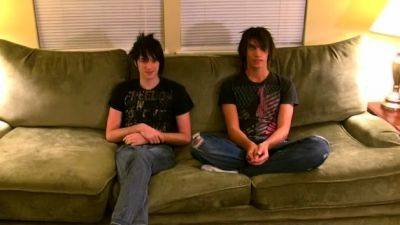 Emo teen gay porn free access xxx They begin out with a - drtuber.com